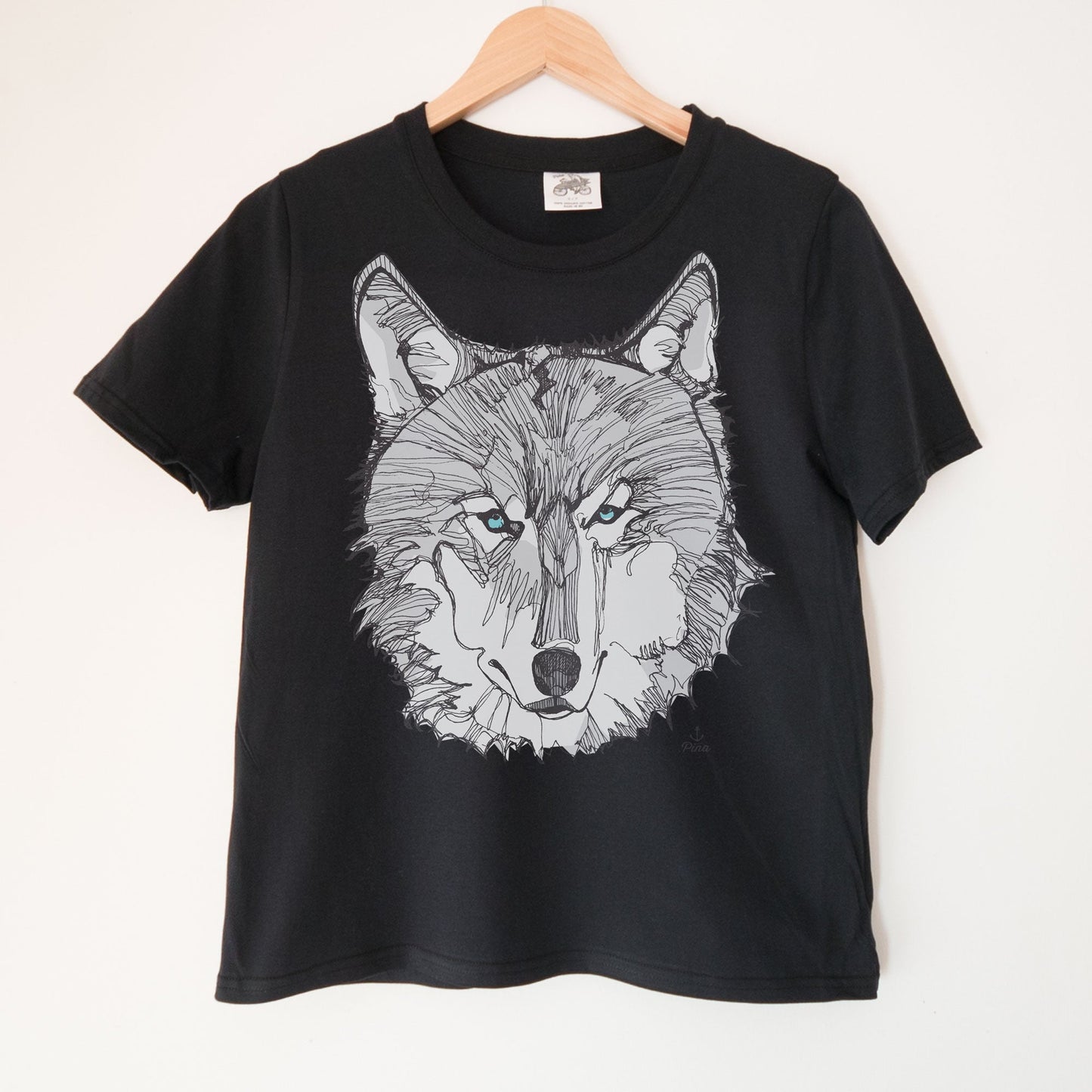 Wolf Face in Grey Kennedy Lake Ladies Organic Cotton Tee