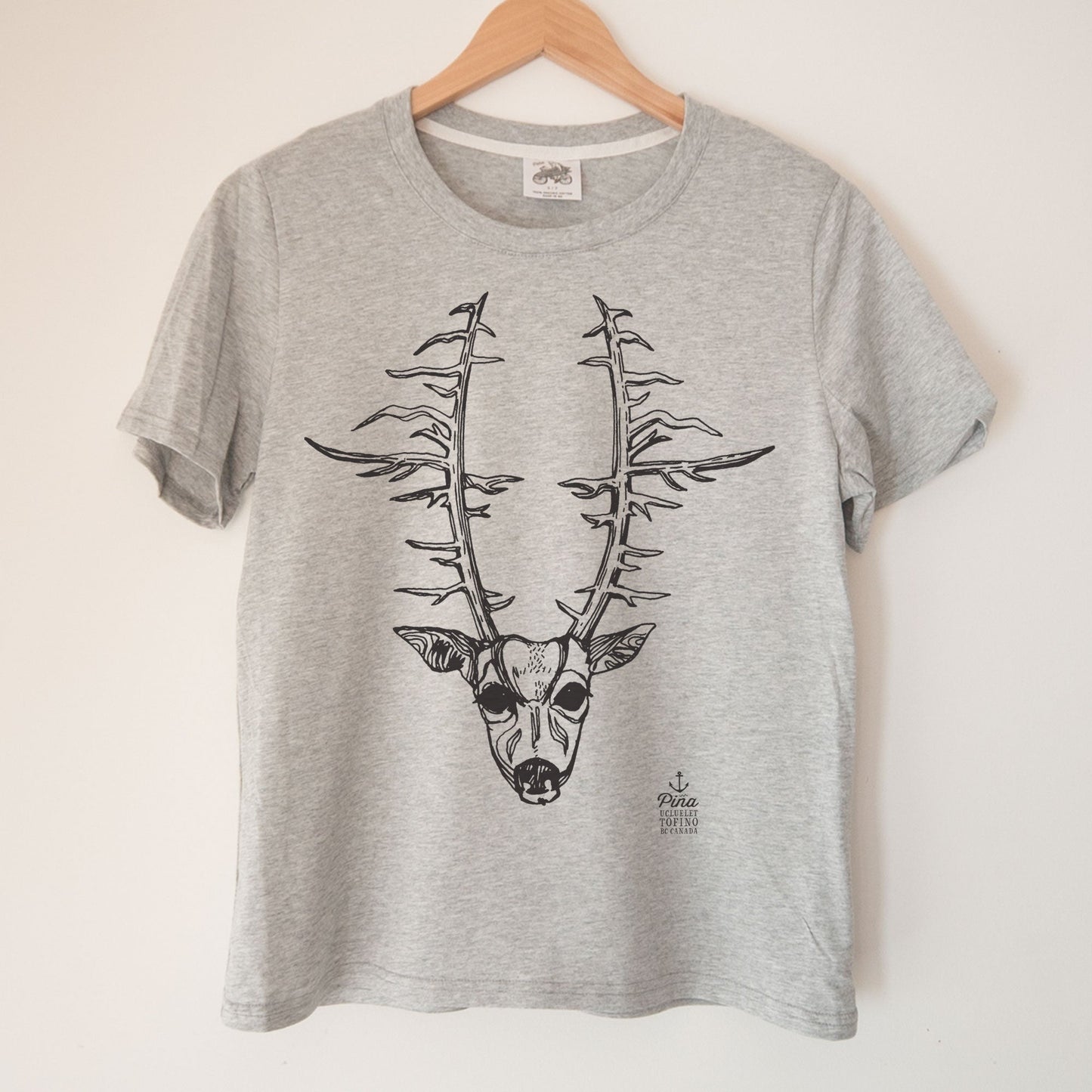 Deerhead in Black Kennedy Lake Ladies Organic Cotton Tee